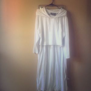 White two piece skirt set